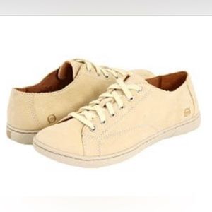 Born Leather Kai Sneaker Nude NIB 9